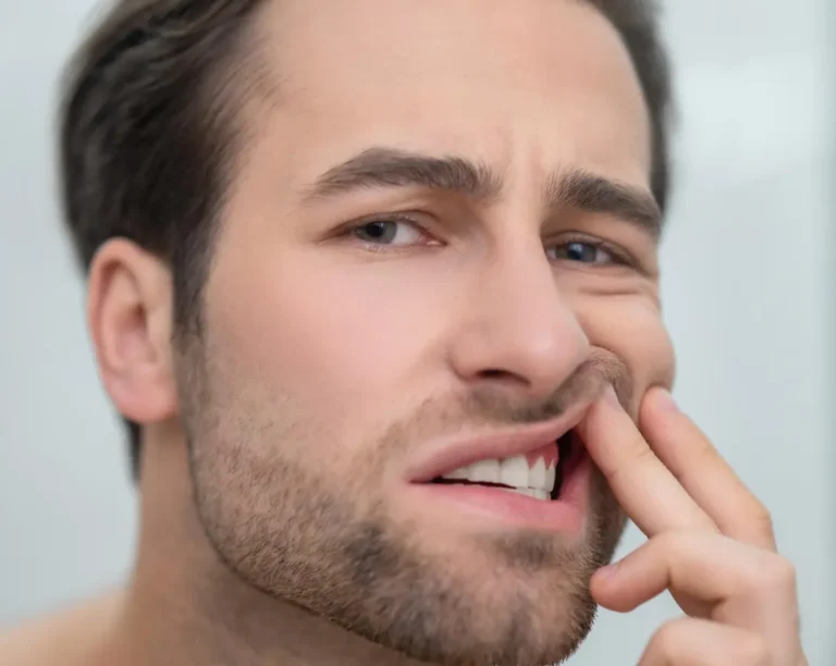 Treatment Options for Chipped Teeth