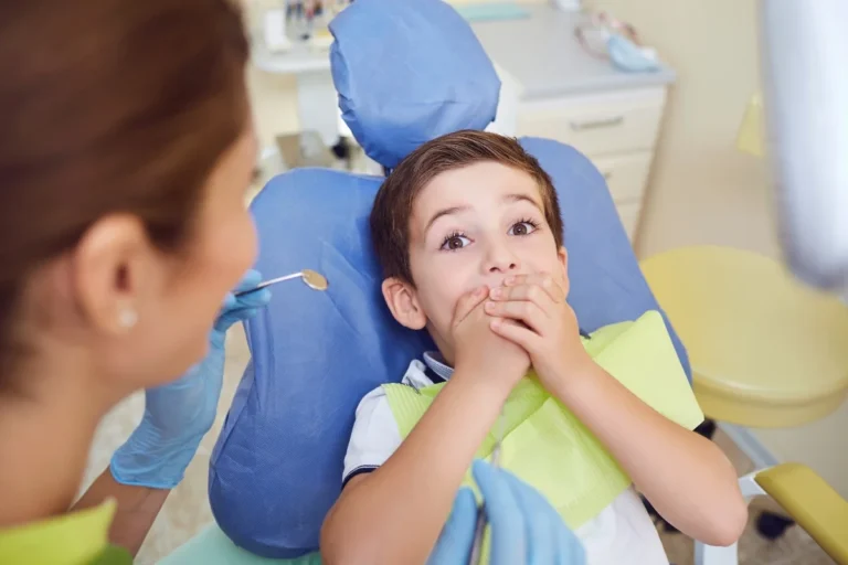 What Happens at a Toddler_s First Dental Visit